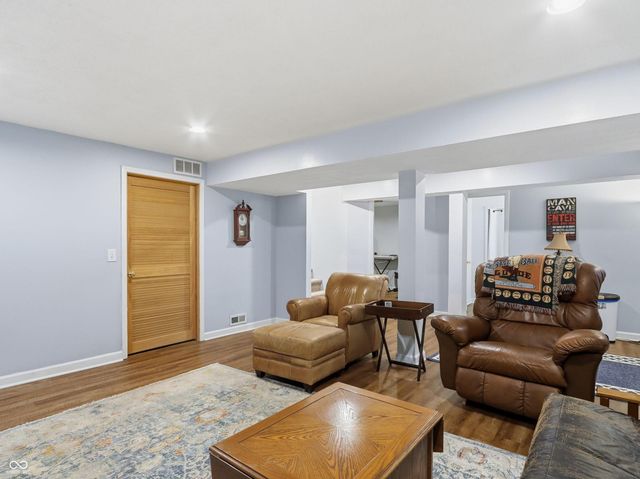 15 W Woodsage Court, Westfield, IN 46074