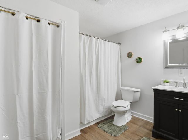 15 W Woodsage Court, Westfield, IN 46074