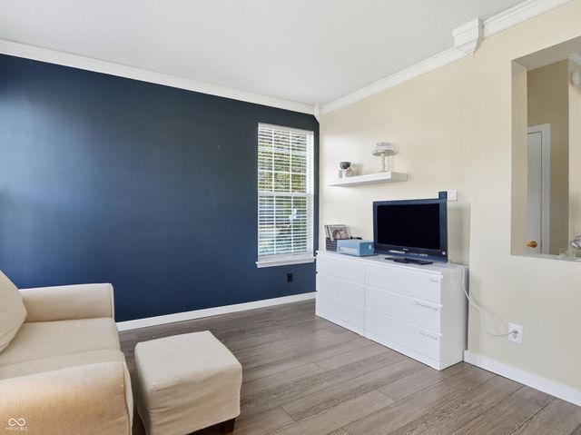 15 W Woodsage Court, Westfield, IN 46074