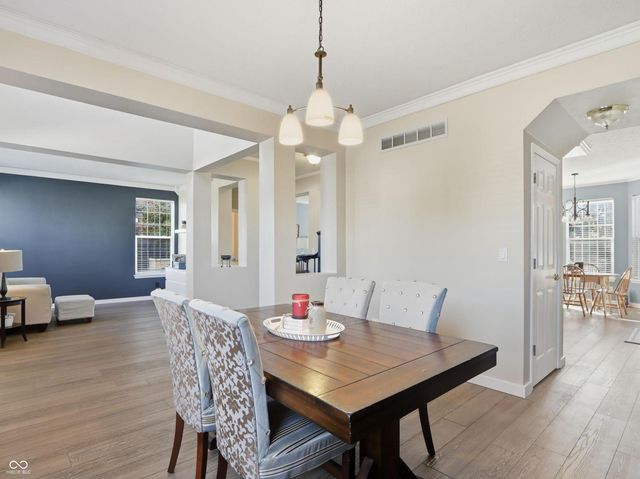 15 W Woodsage Court, Westfield, IN 46074