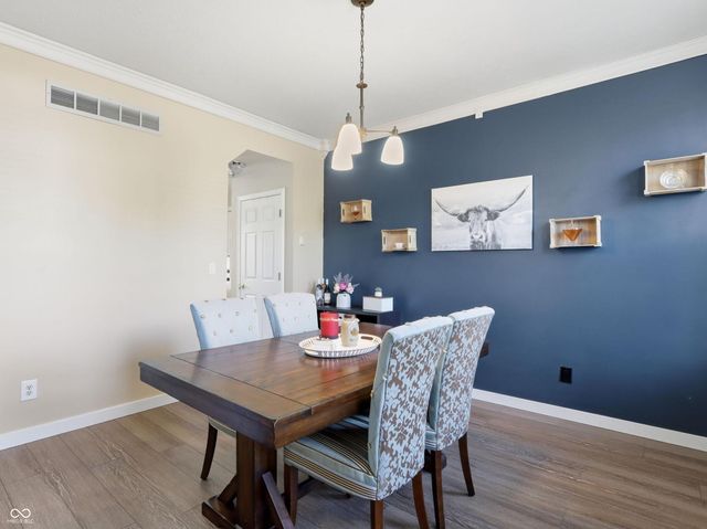 15 W Woodsage Court, Westfield, IN 46074