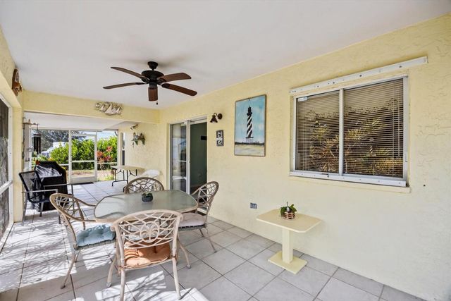 590 SW Lacroix Avenue, Port St. Lucie, Port St Lucie, FL 34953