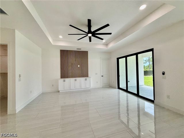 919 Hibiscus AVE, Lehigh Acres, FL 33972