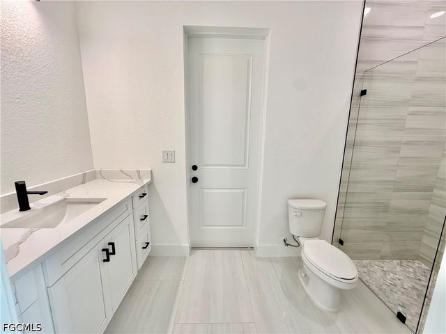 919 Hibiscus AVE, Lehigh Acres, FL 33972