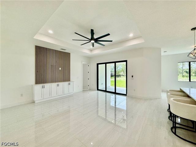 919 Hibiscus AVE, Lehigh Acres, FL 33972