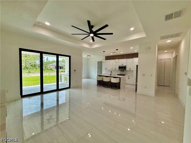 919 Hibiscus AVE, Lehigh Acres, FL 33972