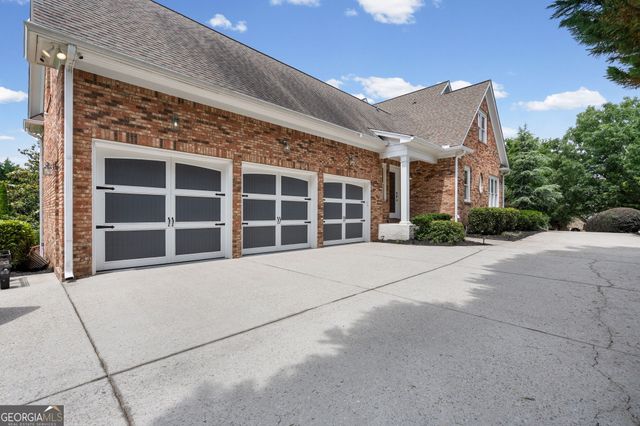 3621 Lake Ridge Court, Gainesville, GA 30506