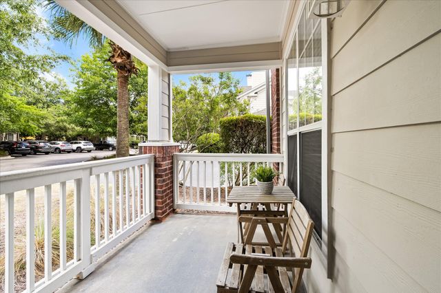 45 Sycamore Avenue 1811, Charleston, SC 29407