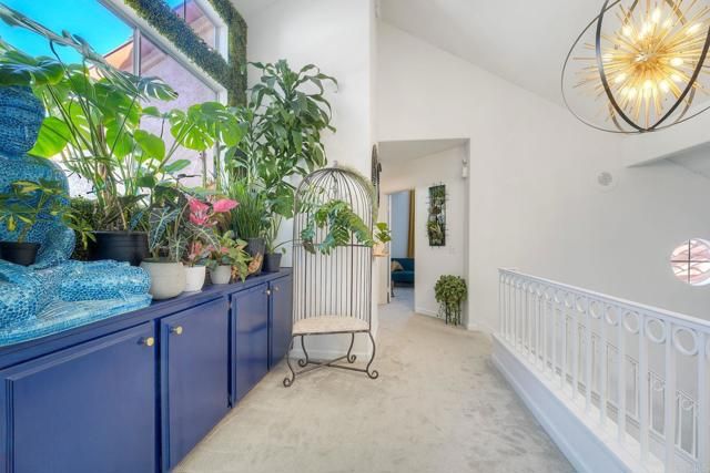 1477 Genoa Dr, Vista, CA 92081