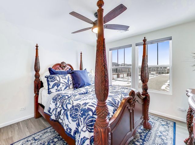 579 Watercress Drive, Aurora, IL 60504