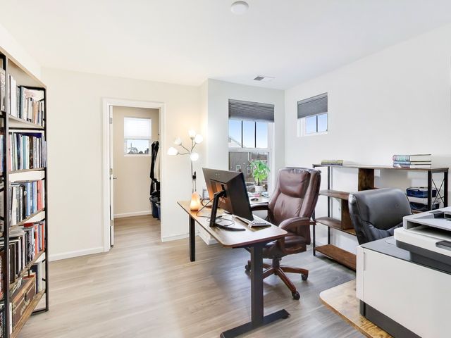 579 Watercress Drive, Aurora, IL 60504