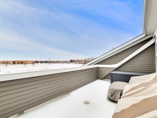 579 Watercress Drive, Aurora, IL 60504