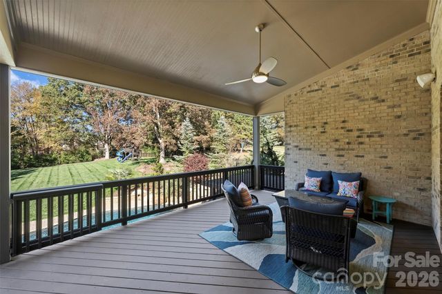 640 Winter Wheat Court, Weddington, NC 28104