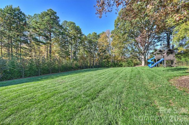 640 Winter Wheat Court, Weddington, NC 28104
