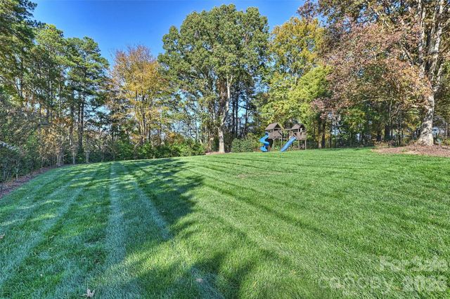 640 Winter Wheat Court, Weddington, NC 28104
