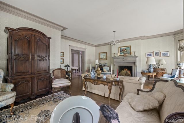 3065 Iroquois Street, Detroit, MI 48214