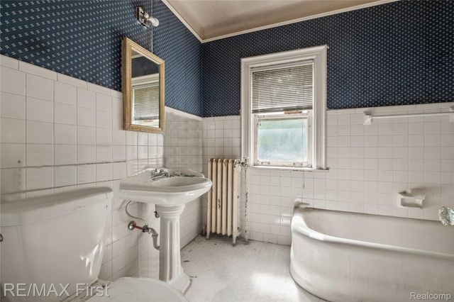 3065 Iroquois Street, Detroit, MI 48214