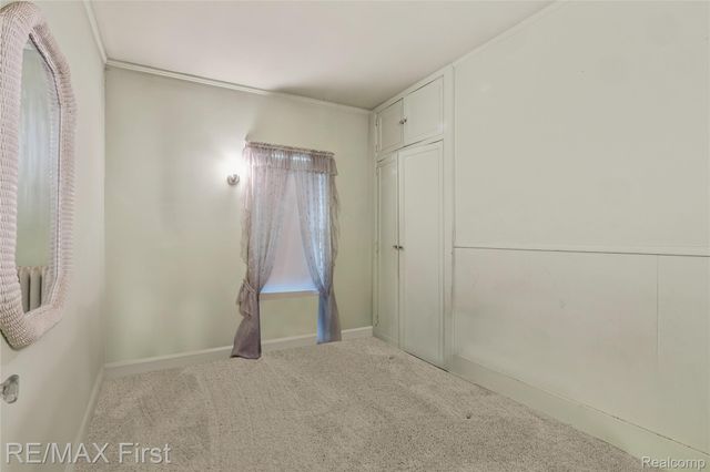 3065 Iroquois Street, Detroit, MI 48214