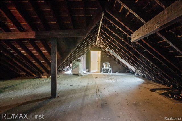 3065 Iroquois Street, Detroit, MI 48214