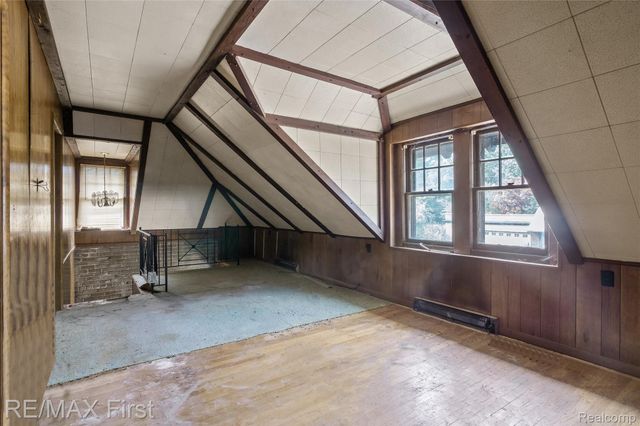 3065 Iroquois Street, Detroit, MI 48214