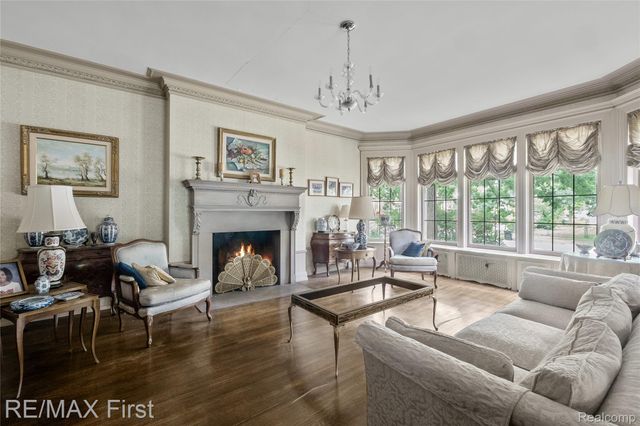 3065 Iroquois Street, Detroit, MI 48214