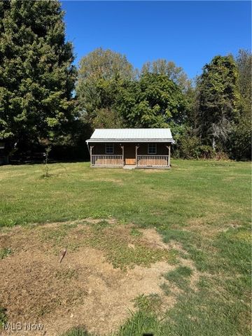 3241 Forest Drive, North Kingsville, OH 44030