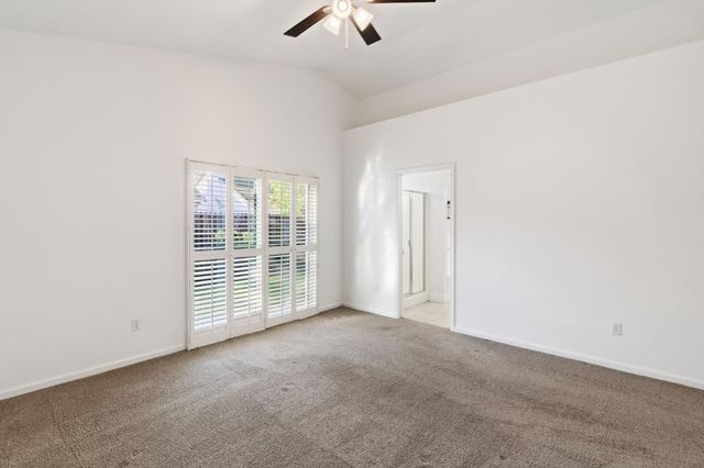 956 Pearwood Cir, Lodi, CA 95242