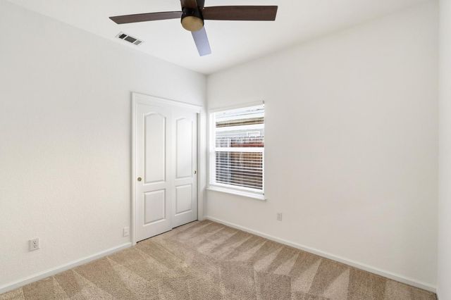 956 Pearwood Cir, Lodi, CA 95242