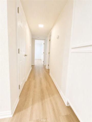 10636 Woodley 43, Granada Hills, CA 91344