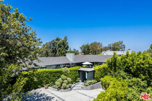 3035 Lake Glen Drive, Beverly Hills, CA 90210