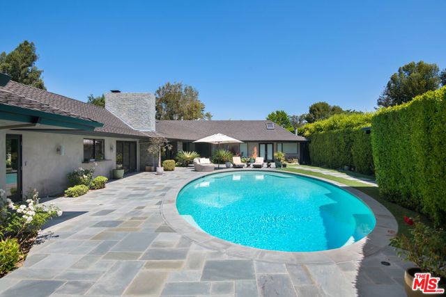 3035 Lake Glen Drive, Beverly Hills, CA 90210