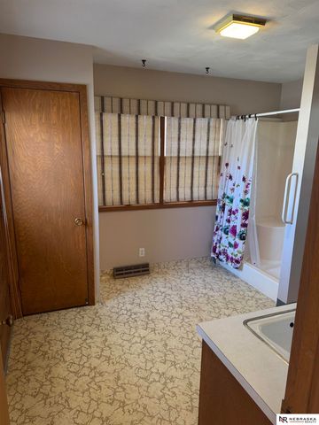 509 Pontiac Drive, Gretna, NE 68028