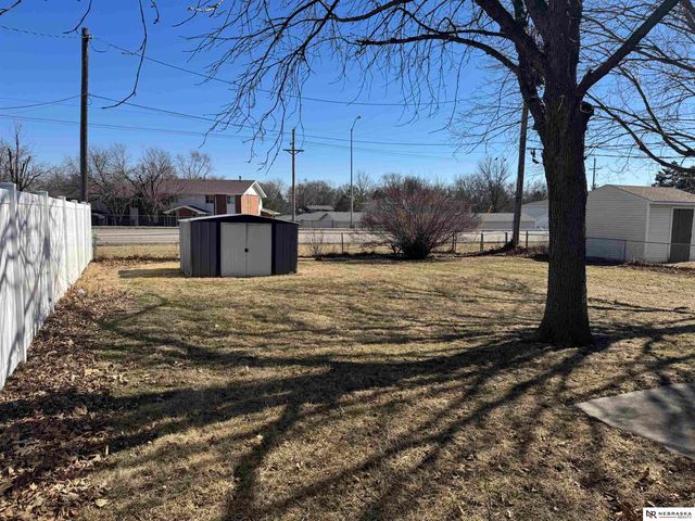 509 Pontiac Drive, Gretna, NE 68028