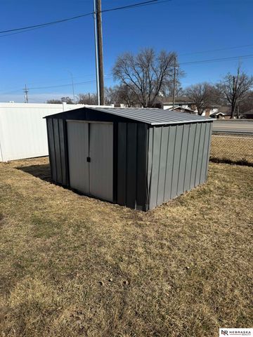 509 Pontiac Drive, Gretna, NE 68028