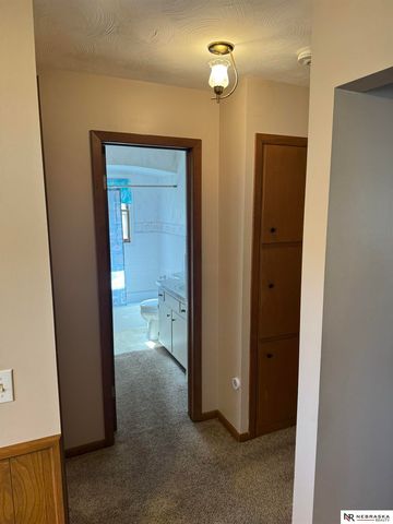 509 Pontiac Drive, Gretna, NE 68028