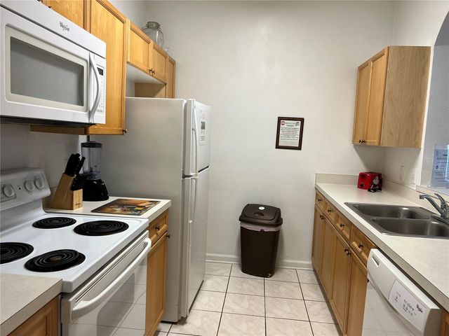 2307 BUTTERFLY PALM WAY # 102, Kissimmee, FL 34747