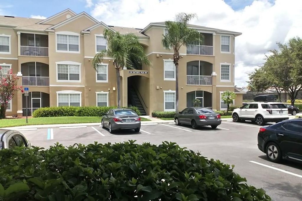 2307 BUTTERFLY PALM WAY # 102, Kissimmee, FL 34747