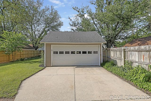 1134 Hoyt Street, Grand Rapids, MI 49507