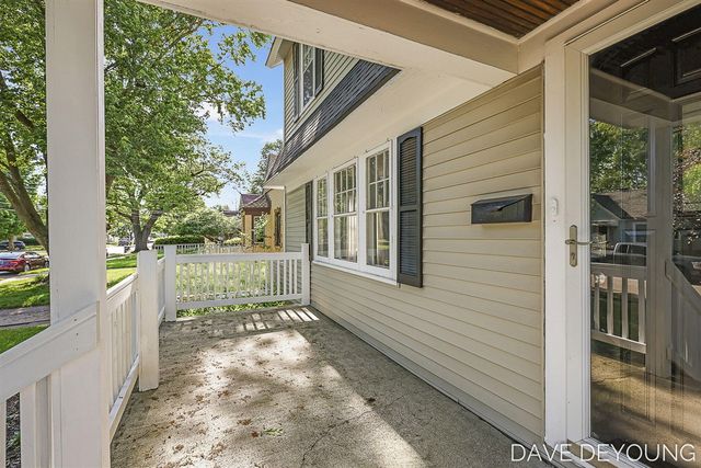 1134 Hoyt Street, Grand Rapids, MI 49507