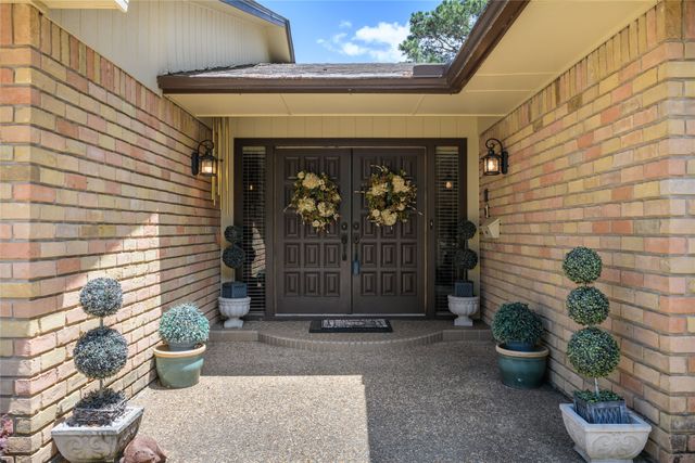 2415 Lakecrest Drive, Shreveport, LA 71109