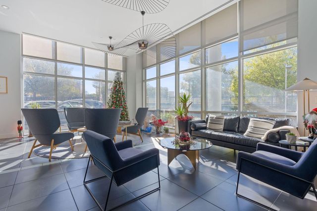 603 Davis ST 1304, Austin, TX 78701