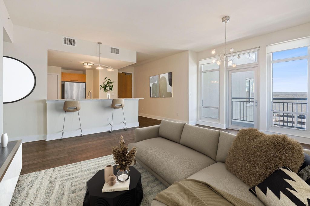 603 Davis ST 1304, Austin, TX 78701