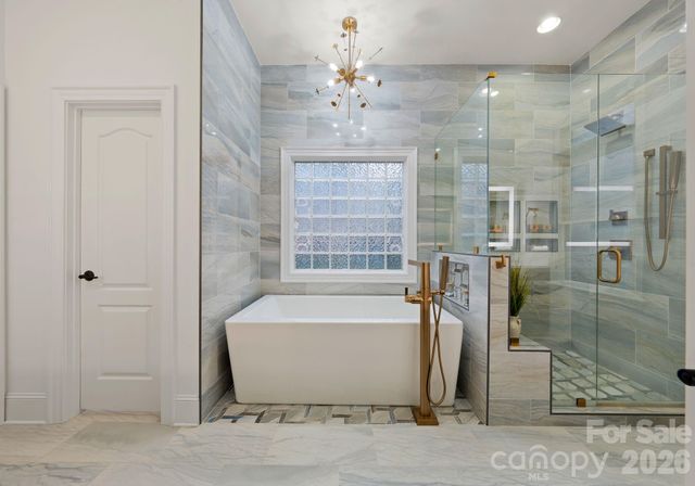 108 Great Point Drive, Mooresville, NC 28117