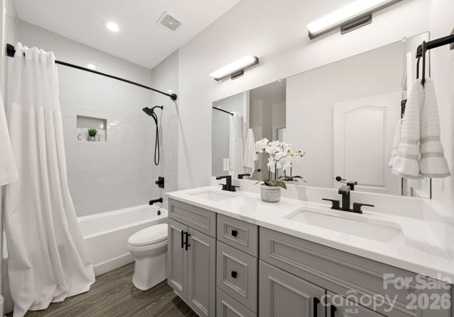 108 Great Point Drive, Mooresville, NC 28117