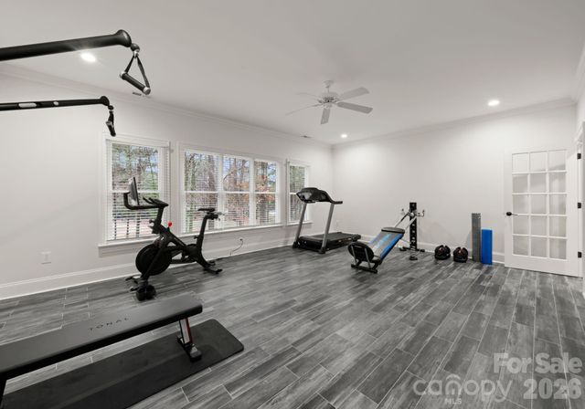 108 Great Point Drive, Mooresville, NC 28117