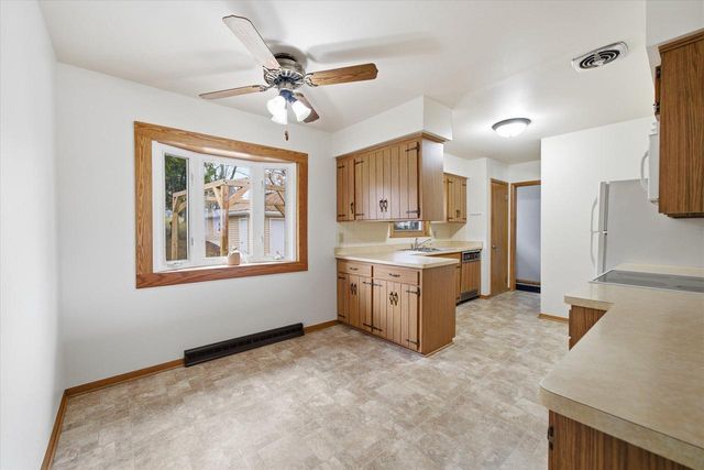 601 S Main STREET, Saukville, WI 53080