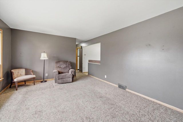 601 S Main STREET, Saukville, WI 53080