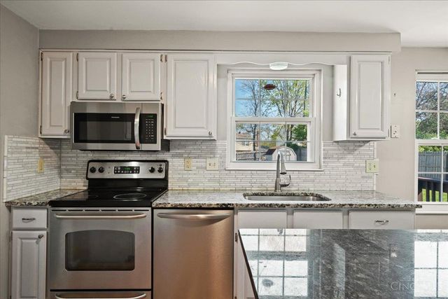 2746 Saturn Drive, Fairfield, OH 45014