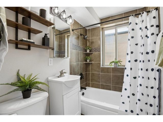 271 N Grant St 202, Denver, CO 80203