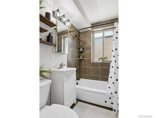 271 N Grant St 202, Denver, CO 80203